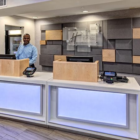 Holiday Inn Express Hotel & Suites Memphis Southwind By Ihg Buitenkant foto
