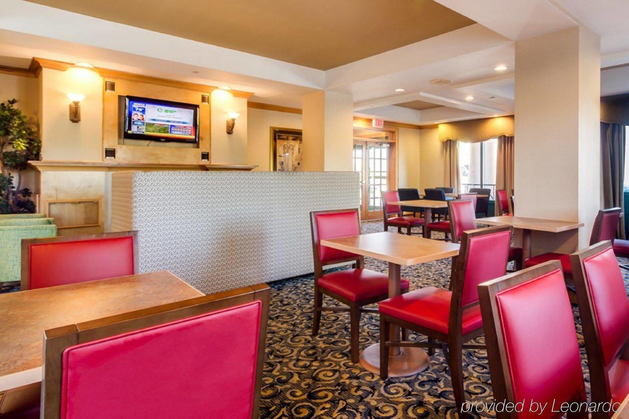 Holiday Inn Express Hotel & Suites Memphis Southwind By Ihg Buitenkant foto